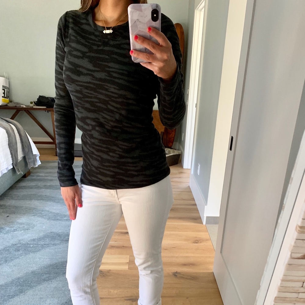 Gray camo top